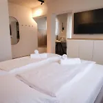 M16 Apartmán