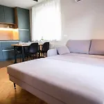 M16 Apartmán *
