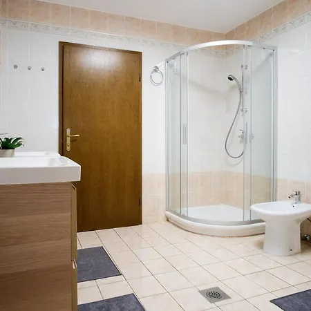 M16 Apartamento Liubliana