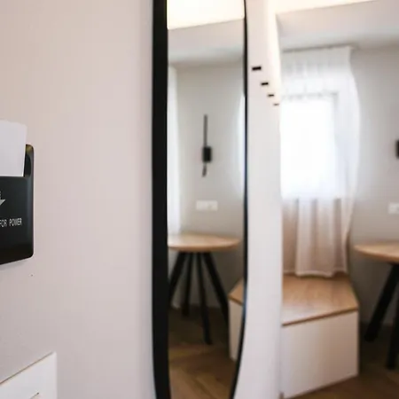 Апартаменты M16 Spacious And Bright