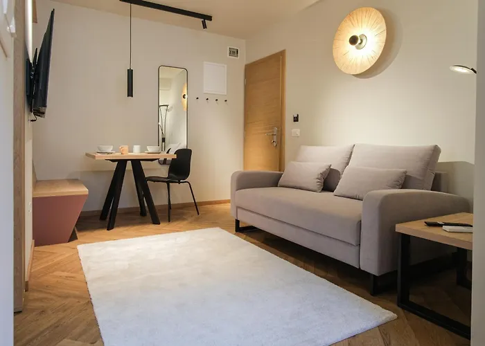 M16 * לובליאנה